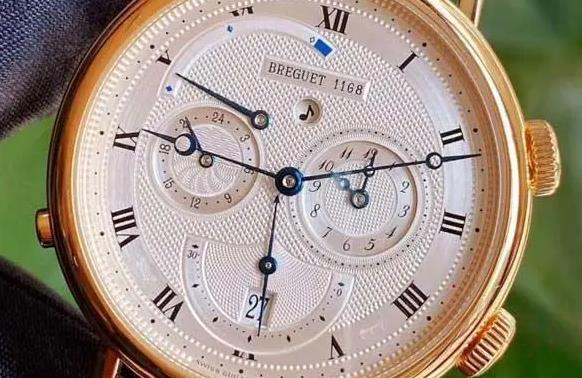 寶璣手表內(nèi)出現(xiàn)霧氣該如何處理？