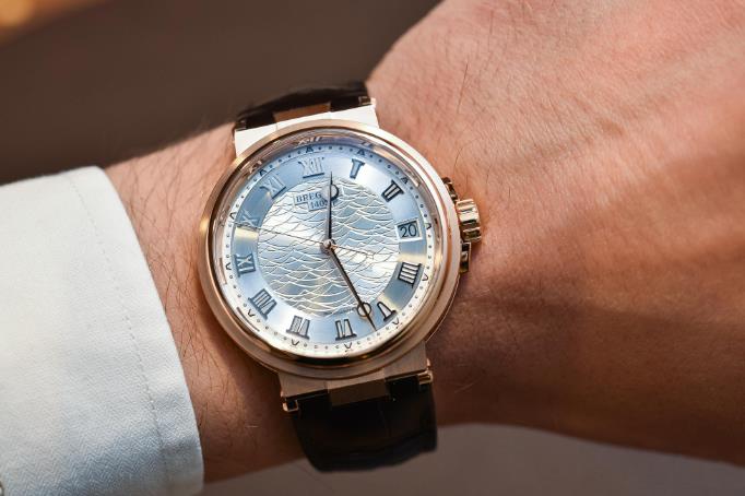 寶璣手表（國(guó)外）起霧的原因！（寶璣手表起霧該如何處理？）